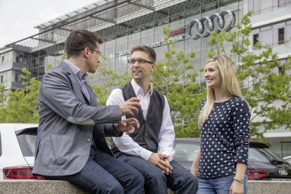 Universum-Studie-Spitzenplatzierungen-fuer-Audi-bei-Young-Professionals