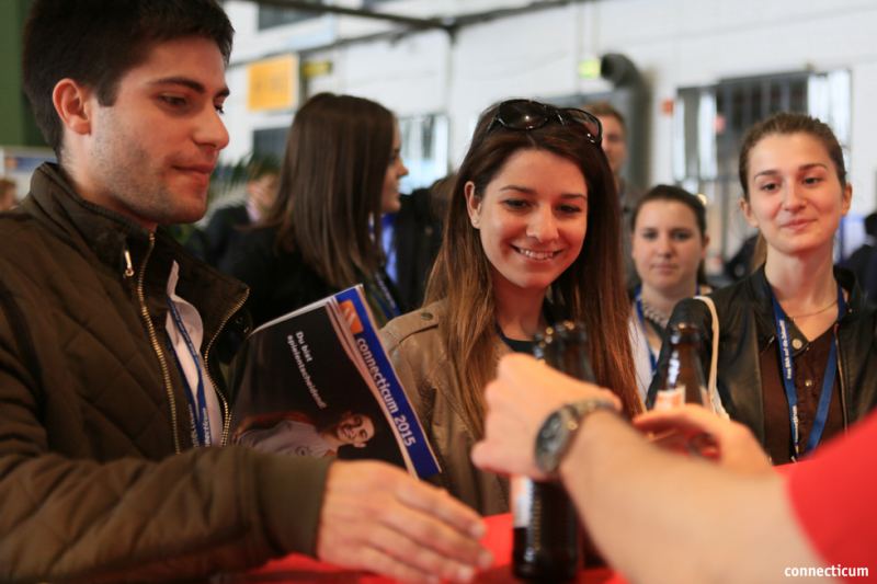 Jedes Jahr kommen über 18.000 Studenten, Absolventen und Young Professionals aus ganz Deutschland zur Karrieremesse nach Berlin